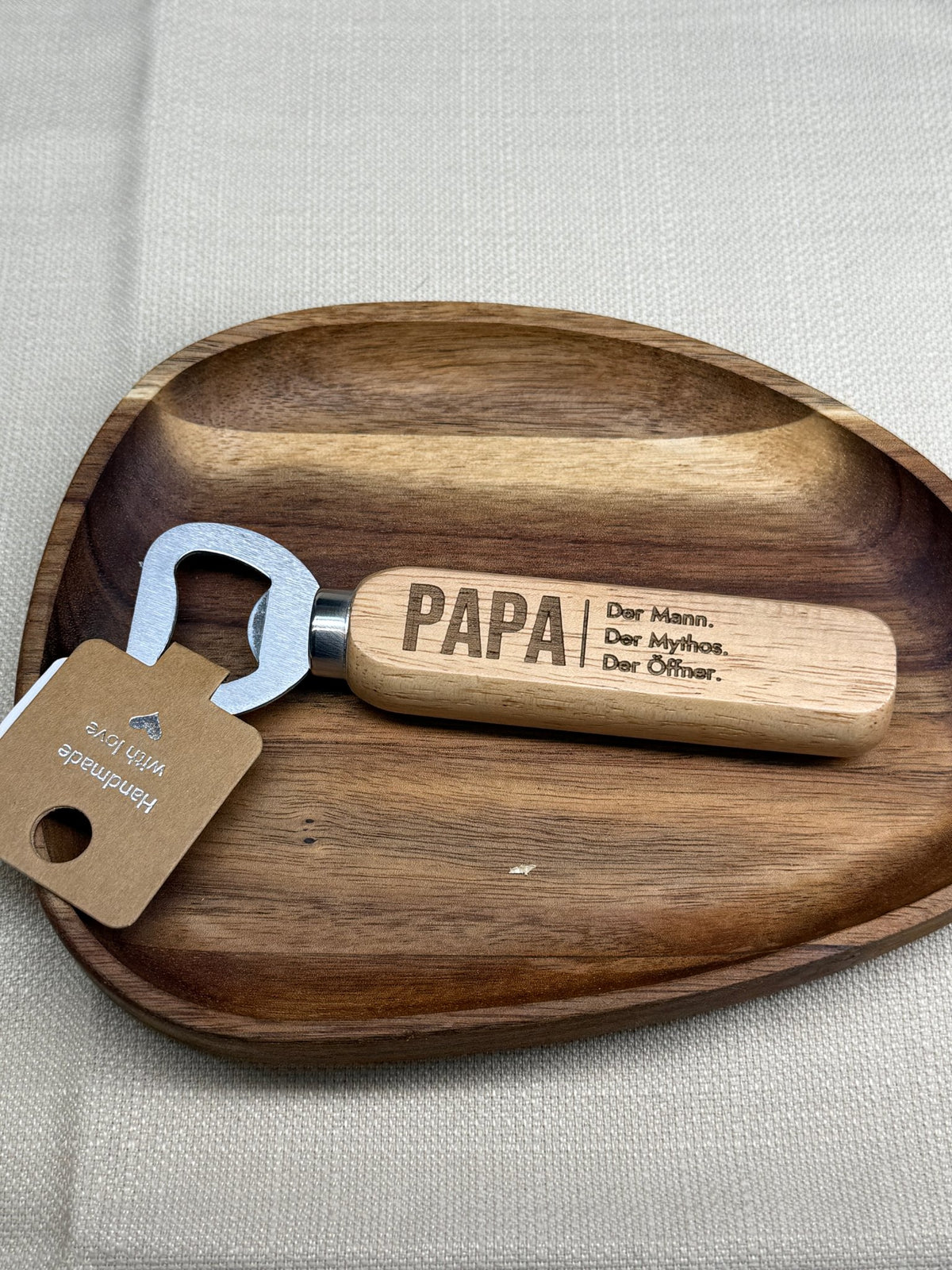 Gravierter Flaschenöffner aus Holz „Papa Legende"