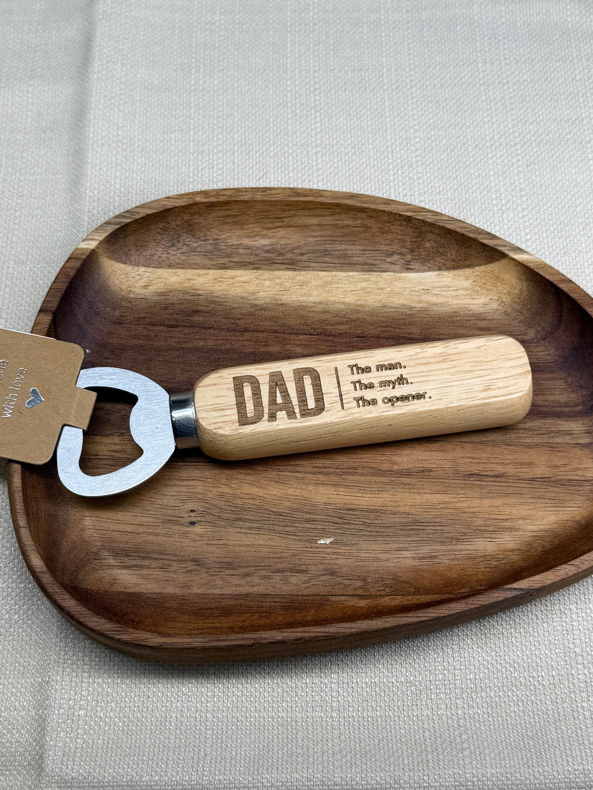 Gravierter Flaschenöffner aus Holz „Dad Legend"