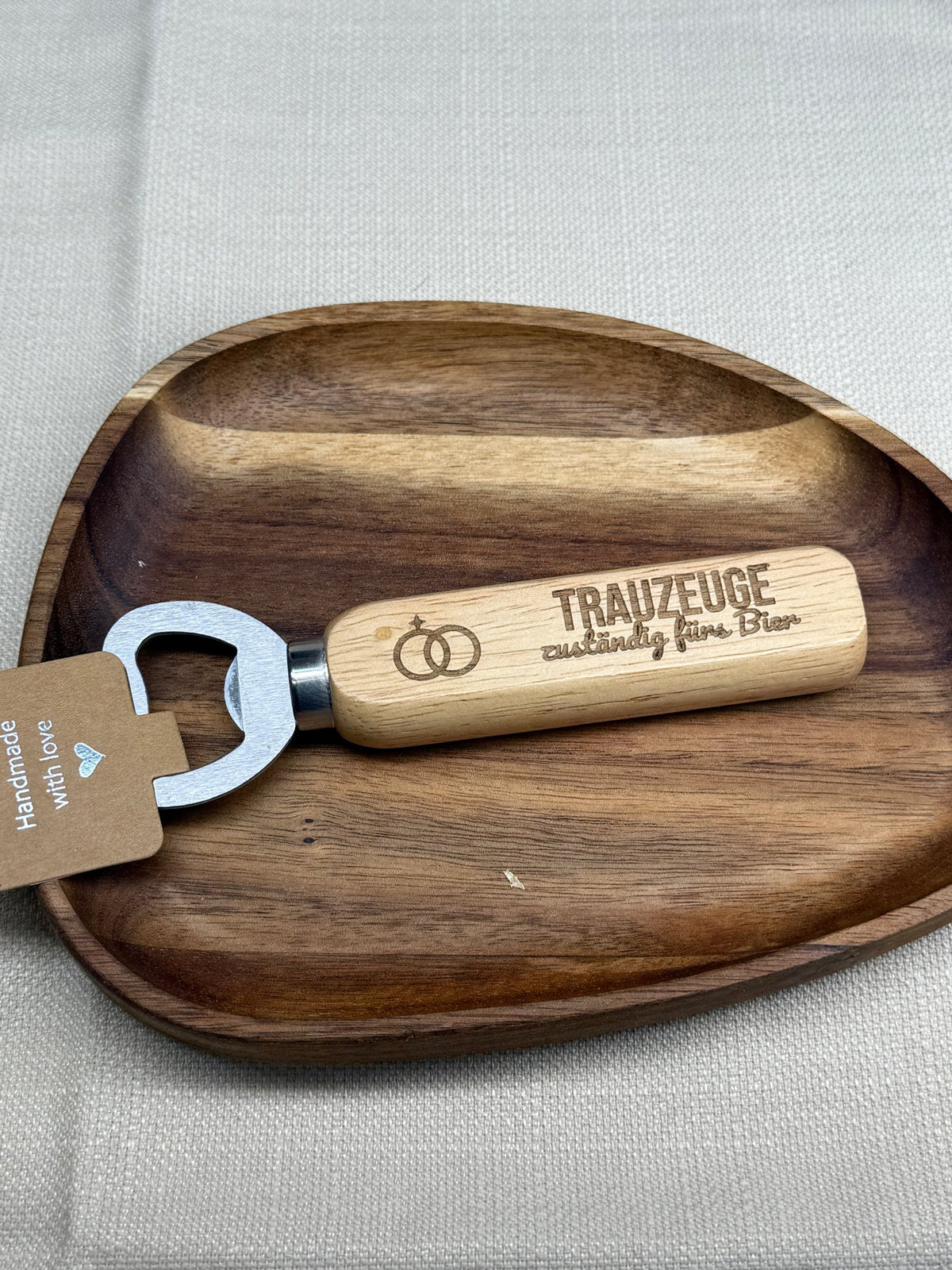 Gravierter Flaschenöffner aus Holz „Trauzeuge"